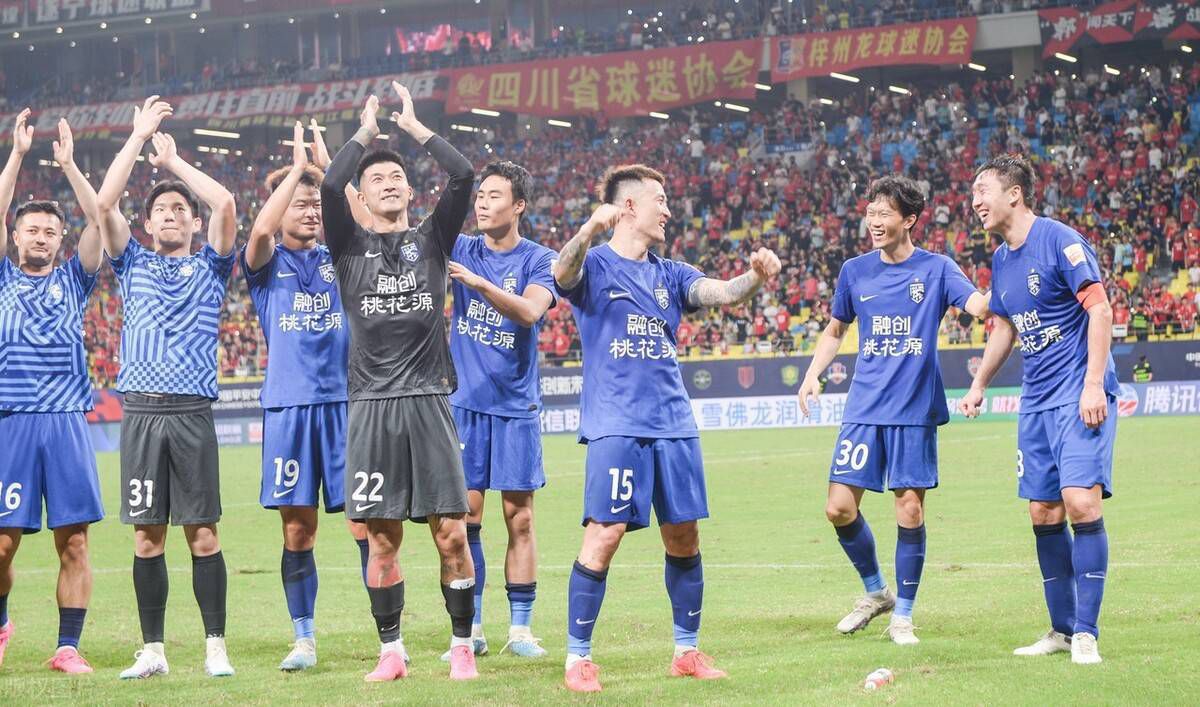 专家推荐　【东方球圣】足球7连红 奉上下午澳超：悉尼FC vs 西部联【红单策略】足球18中15 带来下午澳超：墨尔本城 VS 墨尔本胜利【盘算足红】足球17中13 带来晚间意甲：弗洛西诺尼 VS 尤文图斯今日热点赛事今日下午，悉尼FC vs 西部联，晚间欧洲顶级联赛火热进行，17中13专家东方球圣等人带来赛事解析。